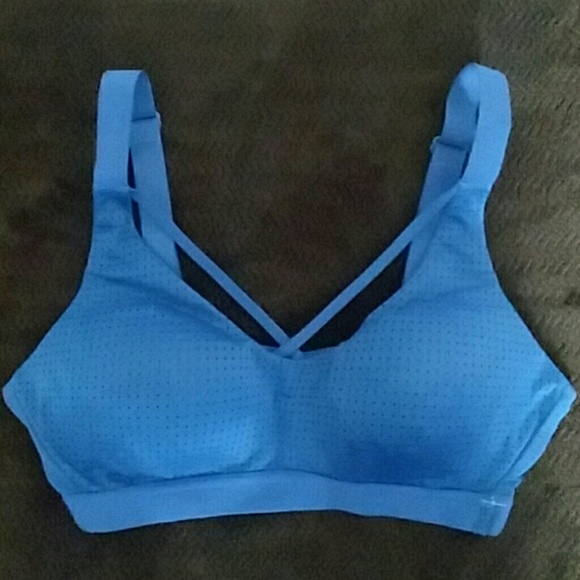 Victoria's Secret Other - VS lightweight sports bra